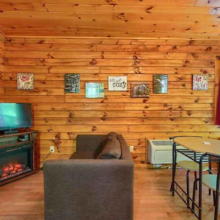 Blue Rose Cabins - Cozy Cabin Logan Extérieur photo